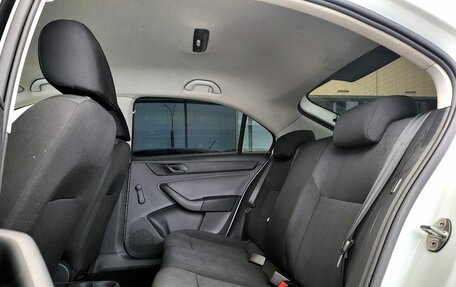 Skoda Rapid I, 2015 год, 849 000 рублей, 12 фотография