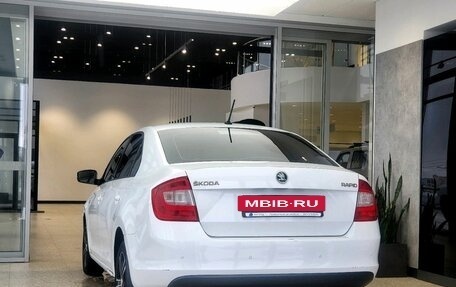 Skoda Rapid I, 2015 год, 849 000 рублей, 4 фотография