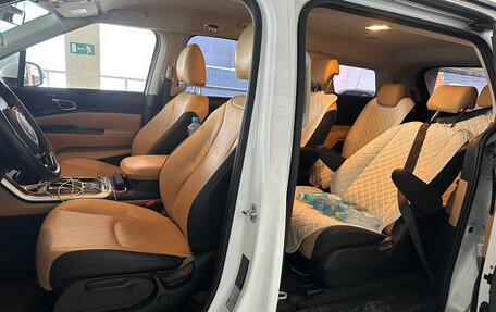 KIA Carnival, 2022 год, 4 690 000 рублей, 10 фотография