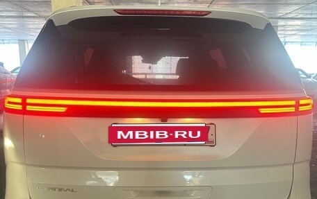 KIA Carnival, 2022 год, 4 690 000 рублей, 7 фотография