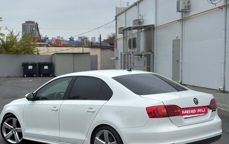 Volkswagen Jetta VI, 2012 год, 1 400 000 рублей, 6 фотография