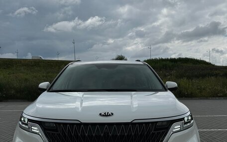 KIA Carnival, 2021 год, 4 950 000 рублей, 2 фотография