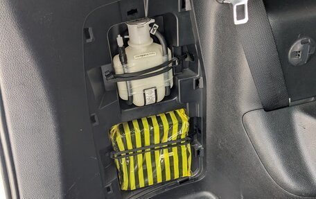 Toyota Voxy III, 2015 год, 1 500 000 рублей, 12 фотография