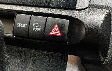 Toyota Wish II, 2010 год, 1 297 000 рублей, 24 фотография