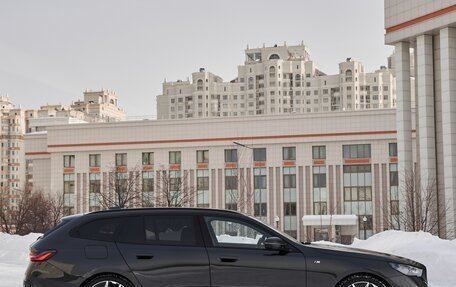 BMW 5 серия, 2025 год, 11 975 000 рублей, 38 фотография