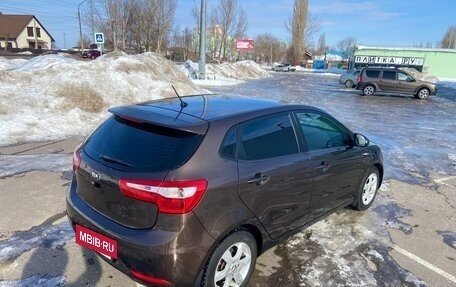 KIA Rio III рестайлинг, 2014 год, 890 000 рублей, 7 фотография