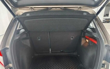 Skoda Karoq I, 2022 год, 1 830 000 рублей, 10 фотография