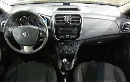 Renault Sandero II рестайлинг, 2017 год, 700 000 рублей, 10 фотография