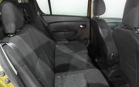 Renault Sandero II рестайлинг, 2017 год, 700 000 рублей, 15 фотография