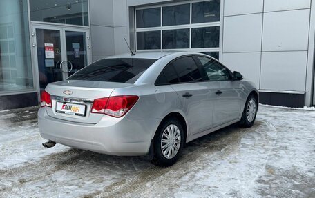 Chevrolet Cruze II, 2010 год, 615 000 рублей, 7 фотография