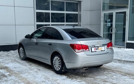Chevrolet Cruze II, 2010 год, 615 000 рублей, 5 фотография