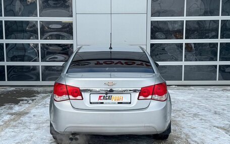 Chevrolet Cruze II, 2010 год, 615 000 рублей, 6 фотография