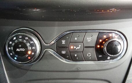 Renault Sandero II рестайлинг, 2017 год, 700 000 рублей, 12 фотография