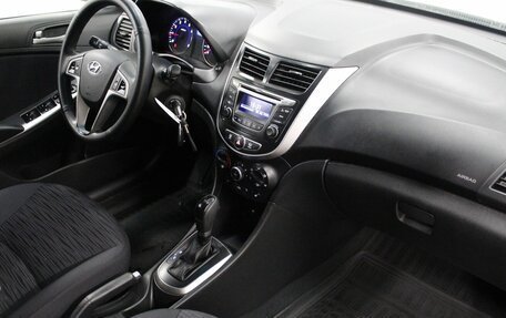 Hyundai Solaris II рестайлинг, 2015 год, 1 070 000 рублей, 6 фотография