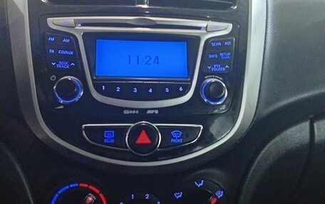 Hyundai Solaris II рестайлинг, 2013 год, 699 000 рублей, 8 фотография