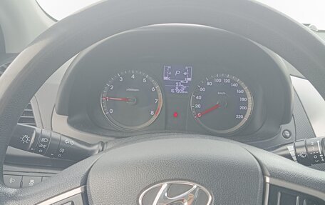 Hyundai Solaris II рестайлинг, 2016 год, 1 150 000 рублей, 3 фотография