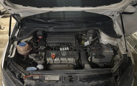 Volkswagen Polo VI (EU Market), 2011 год, 670 000 рублей, 11 фотография