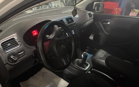 Volkswagen Polo VI (EU Market), 2011 год, 670 000 рублей, 10 фотография