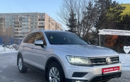 Volkswagen Tiguan II, 2018 год, 3 100 000 рублей, 4 фотография