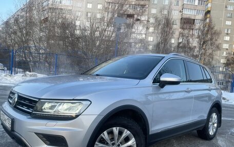 Volkswagen Tiguan II, 2018 год, 3 100 000 рублей, 11 фотография