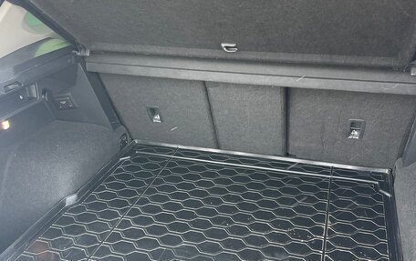 Volkswagen Tiguan II, 2018 год, 3 100 000 рублей, 27 фотография