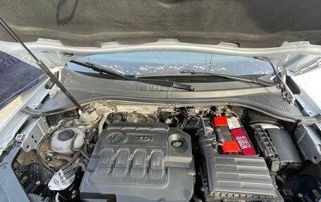Volkswagen Tiguan II, 2018 год, 3 100 000 рублей, 31 фотография