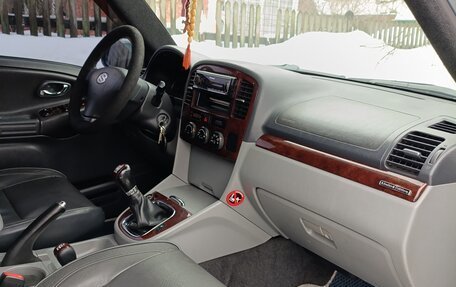 Suzuki Grand Vitara, 2004 год, 1 500 000 рублей, 21 фотография