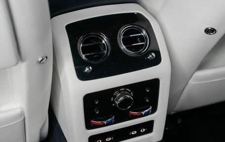 Rolls-Royce Ghost Series II рестайлинг, 2025 год, 63 500 000 рублей, 33 фотография