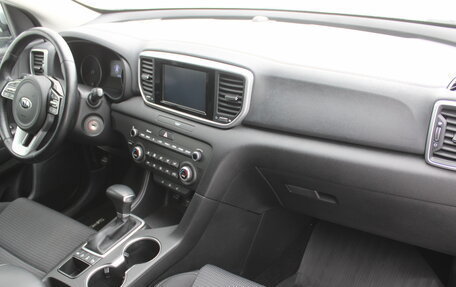 KIA Sportage IV рестайлинг, 2020 год, 2 455 000 рублей, 11 фотография