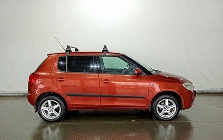 Skoda Fabia II, 2009 год, 587 000 рублей, 4 фотография