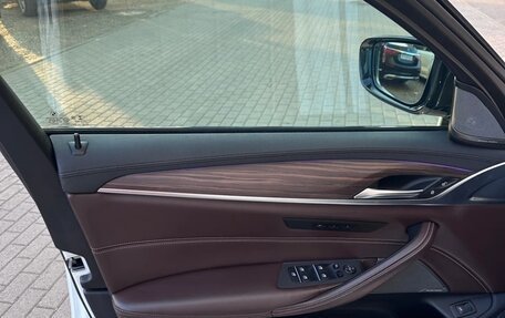 BMW 5 серия, 2017 год, 4 850 000 рублей, 8 фотография