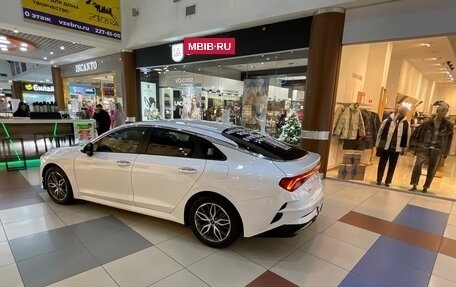 KIA K5, 2021 год, 3 100 000 рублей, 6 фотография