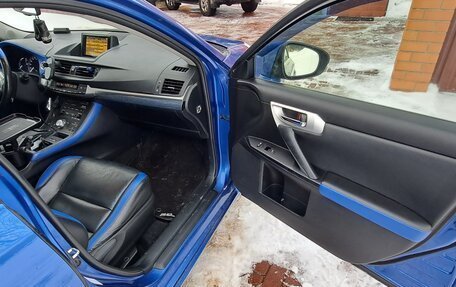 Lexus CT I рестайлинг, 2011 год, 2 000 000 рублей, 5 фотография