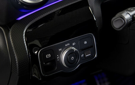 Mercedes-Benz A-Класс, 2019 год, 2 039 000 рублей, 18 фотография