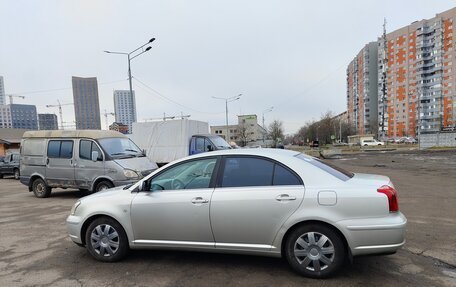 Toyota Avensis III рестайлинг, 2004 год, 500 000 рублей, 3 фотография