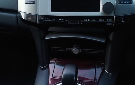 Toyota Mark X II, 2005 год, 670 000 рублей, 15 фотография