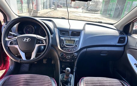 Hyundai Solaris II рестайлинг, 2013 год, 750 000 рублей, 6 фотография