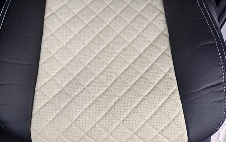 Toyota RAV4, 2021 год, 3 650 000 рублей, 12 фотография