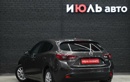 Mazda 3, 2015 год, 1 300 000 рублей, 4 фотография