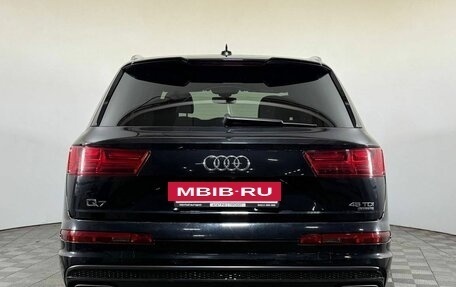 Audi Q7, 2018 год, 4 300 000 рублей, 5 фотография