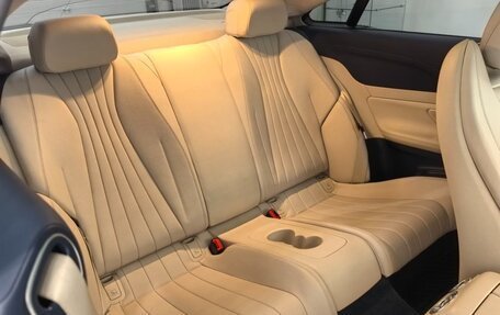 Mercedes-Benz E-Класс, 2019 год, 4 595 000 рублей, 5 фотография