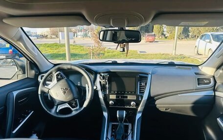 Mitsubishi Montero Sport, 2023 год, 5 500 000 рублей, 2 фотография