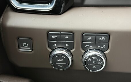 GMC Sierra, 2023 год, 8 700 000 рублей, 17 фотография