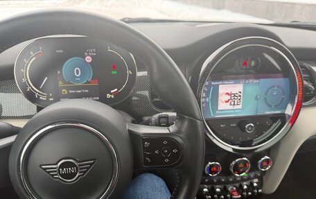 MINI Hatch, 2021 год, 2 750 000 рублей, 14 фотография