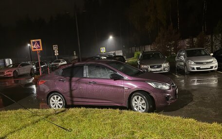 Hyundai Solaris II рестайлинг, 2013 год, 880 000 рублей, 2 фотография