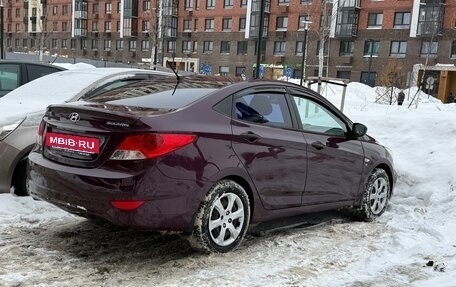 Hyundai Solaris II рестайлинг, 2013 год, 880 000 рублей, 5 фотография