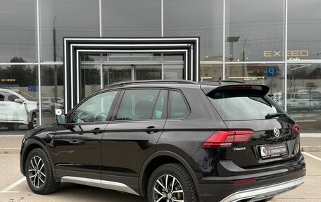 Volkswagen Tiguan II, 2019 год, 2 799 900 рублей, 4 фотография