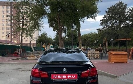 BMW 5 серия, 2013 год, 830 000 рублей, 2 фотография