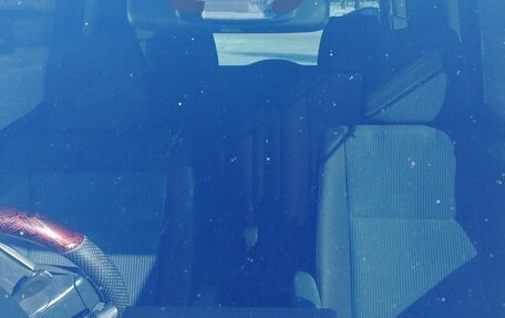 Toyota Noah III, 2016 год, 2 120 000 рублей, 15 фотография