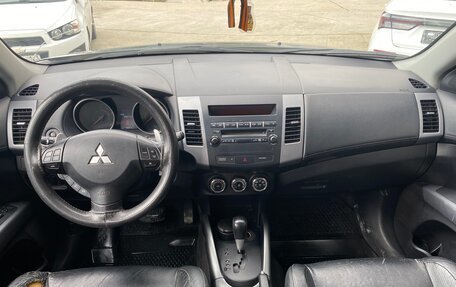 Mitsubishi Outlander III рестайлинг 3, 2012 год, 990 000 рублей, 12 фотография